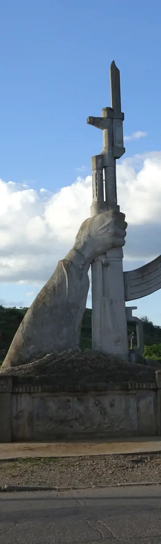 Skurrile Statuen